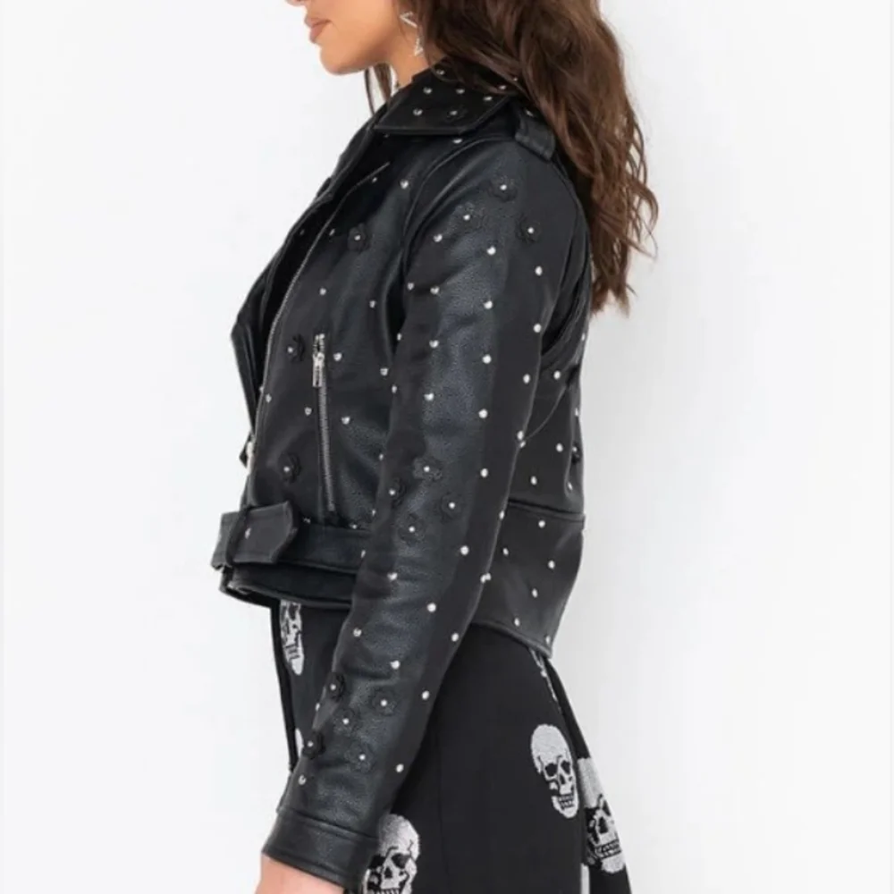 NWOT AZALEA WANG ANWAR BLACK FLOWER MOTO STUDDED JACKET SIZE S - Picture 4 of 16